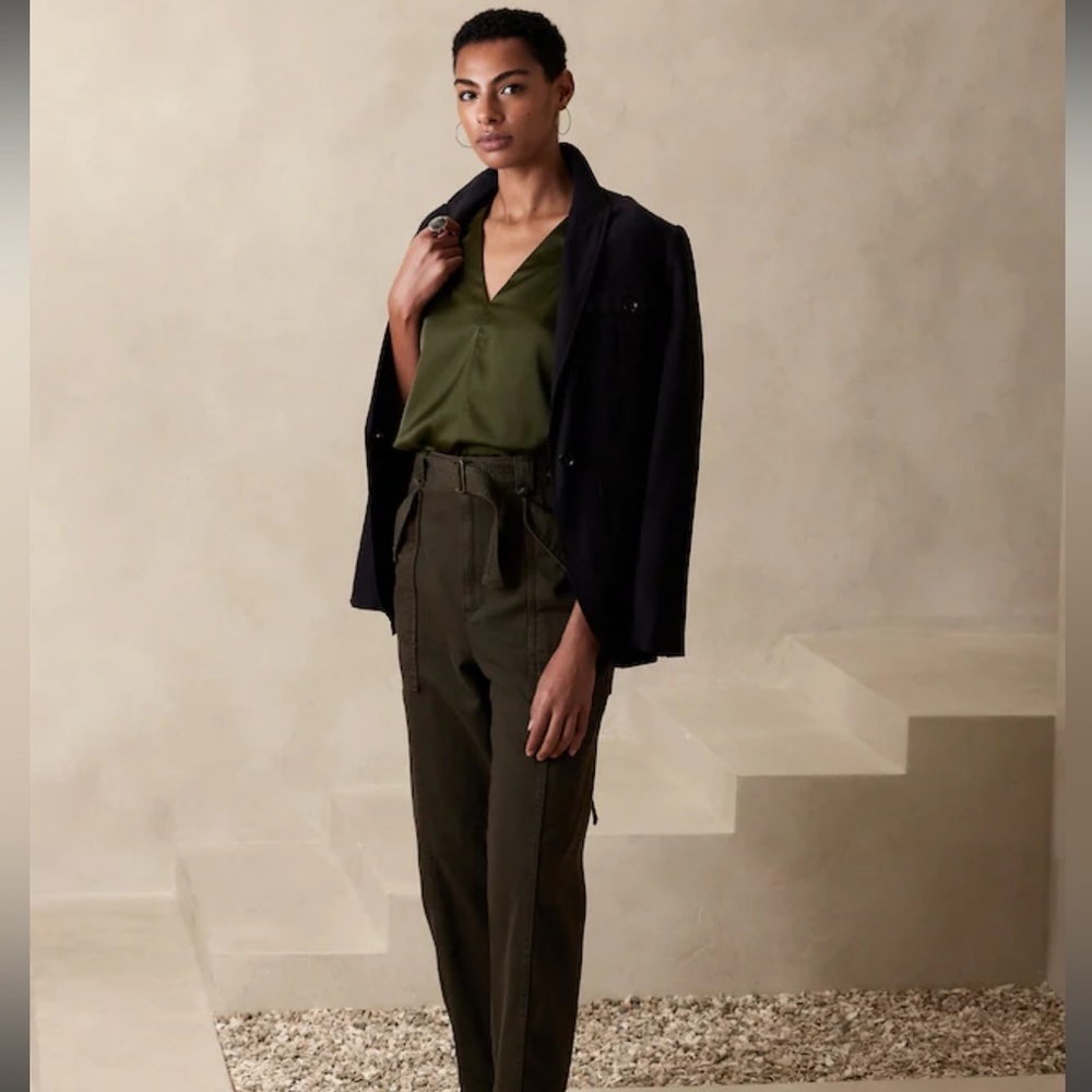 Banana Republic Olive Green Blouse - Picture 2 of 6